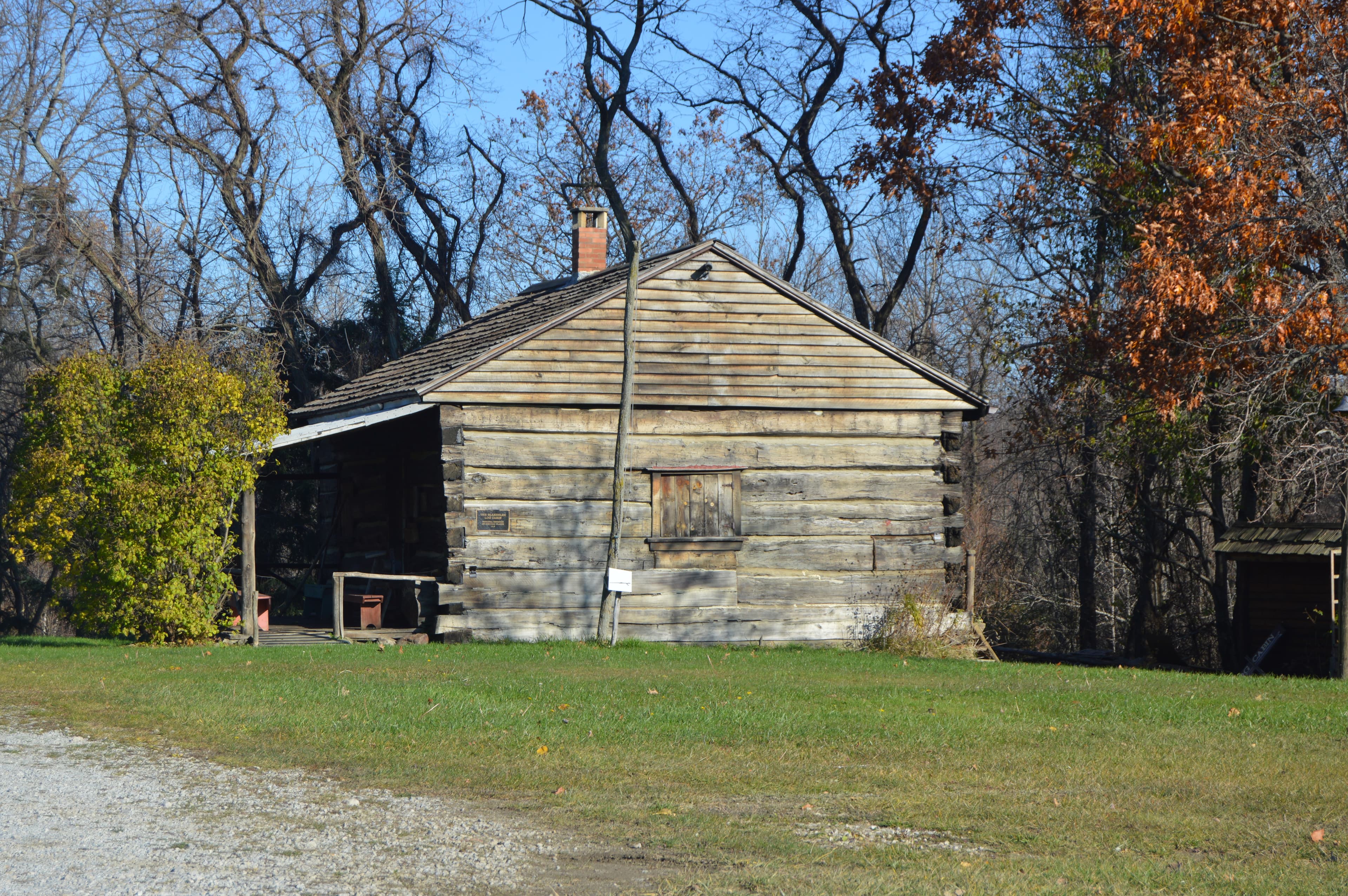 How to Spot Early Rot in Your Log Home (Before It Gets Expensive)